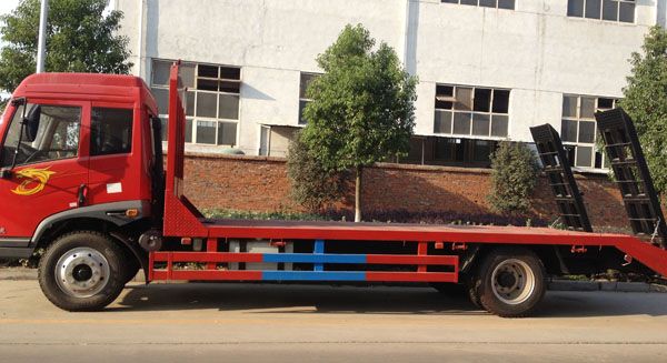 解放低平板运输车